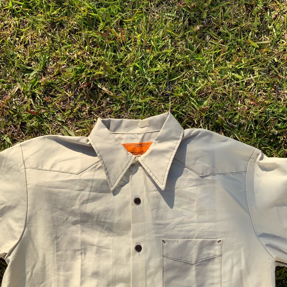 Vintage khaki button up crop top